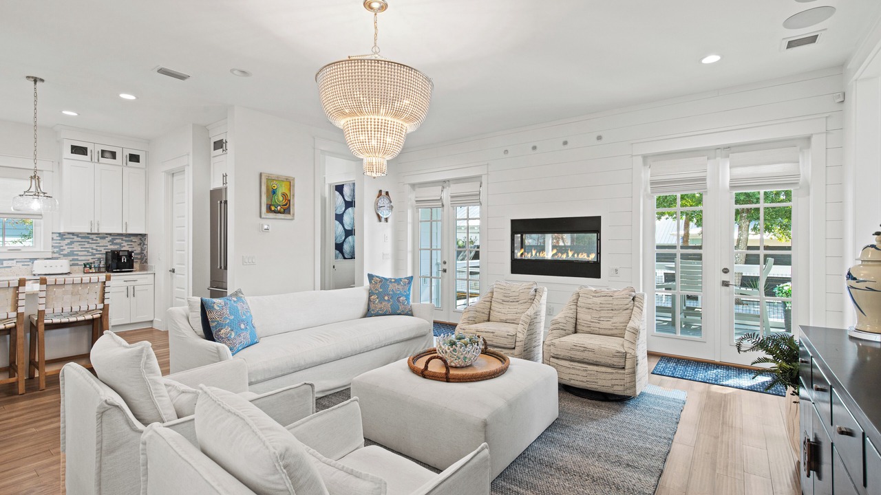 Photo of Livingroom in Gulfview Heights