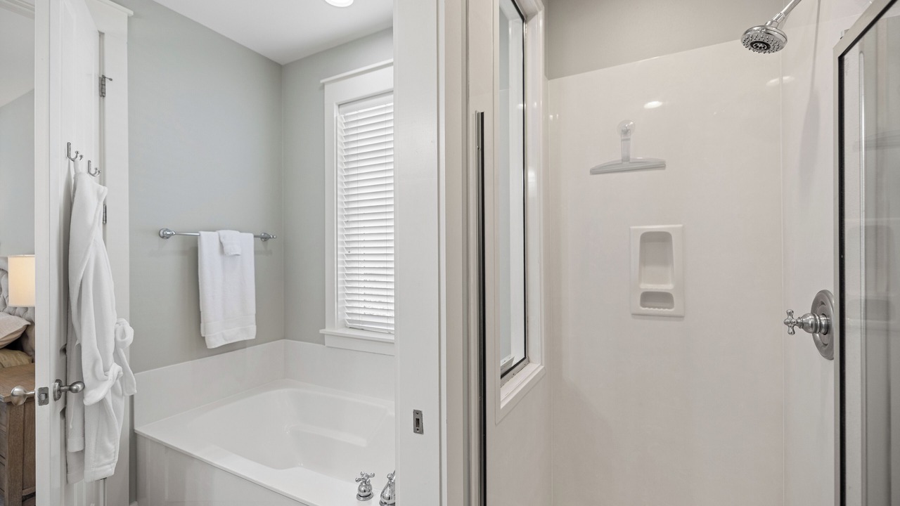 Photo of Bathroom in Laurel Grove