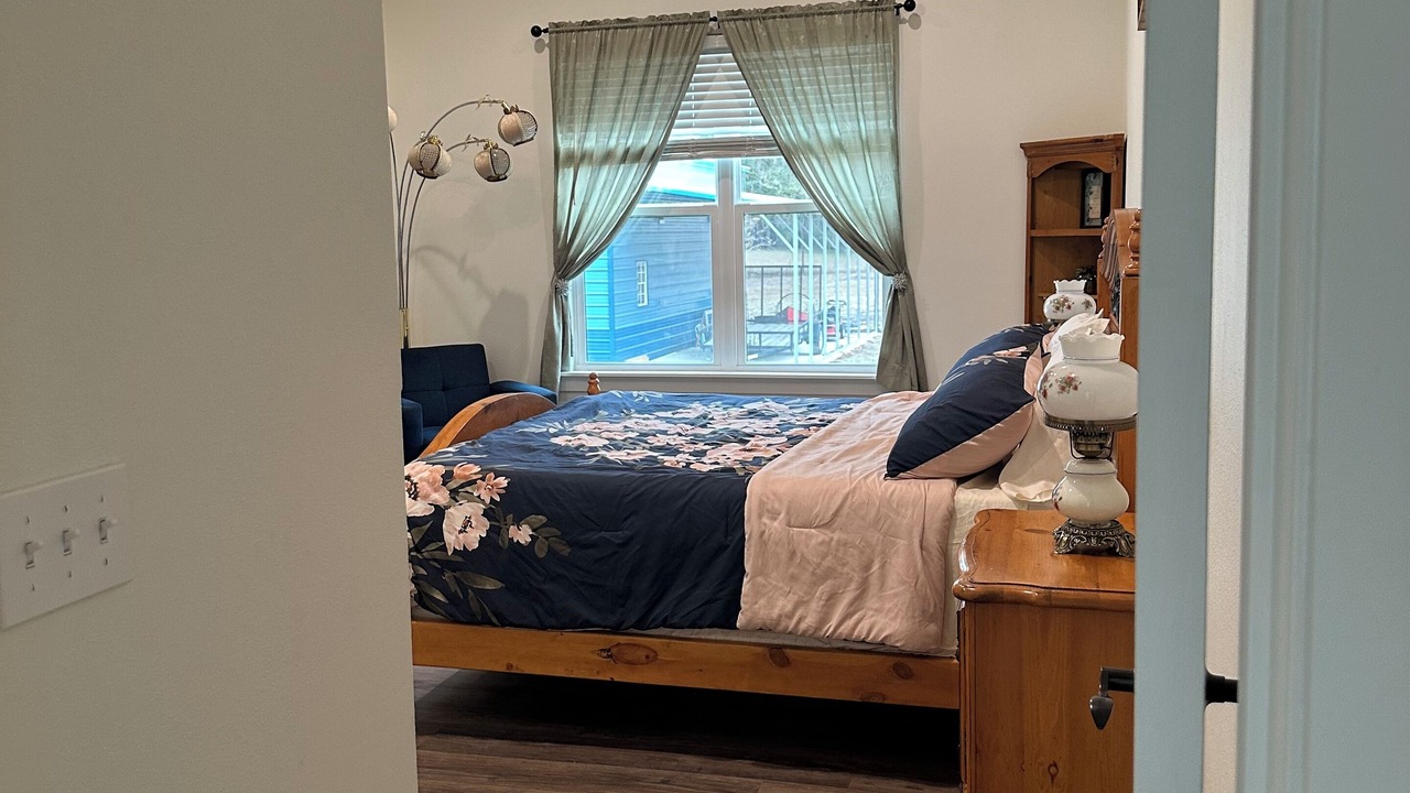 Photo of Bedroom in Wellborn