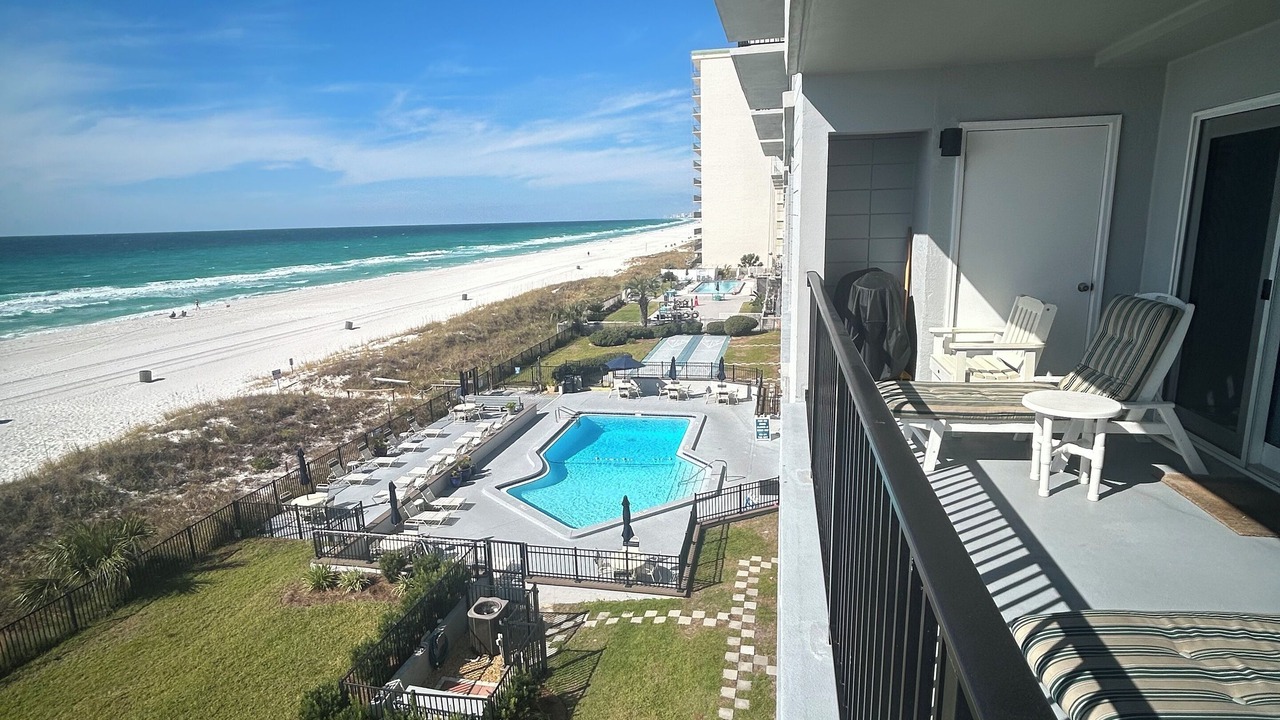 Photo of Outdoor in Biltmore Beach