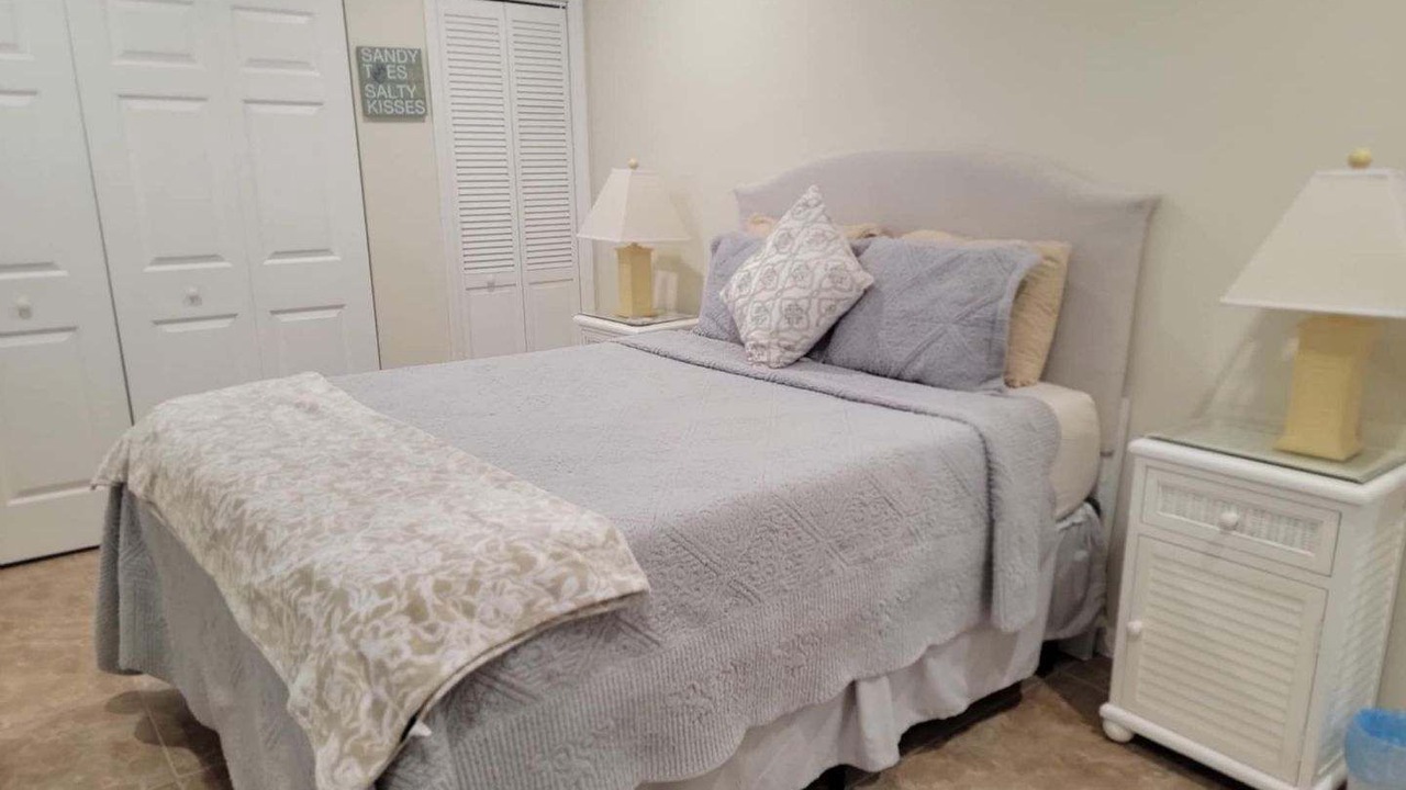 Photo of Bedroom in Sugarloaf Shores