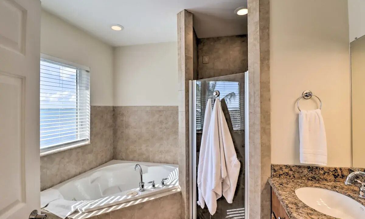 Photo of Bathroom in Sugarloaf Shores