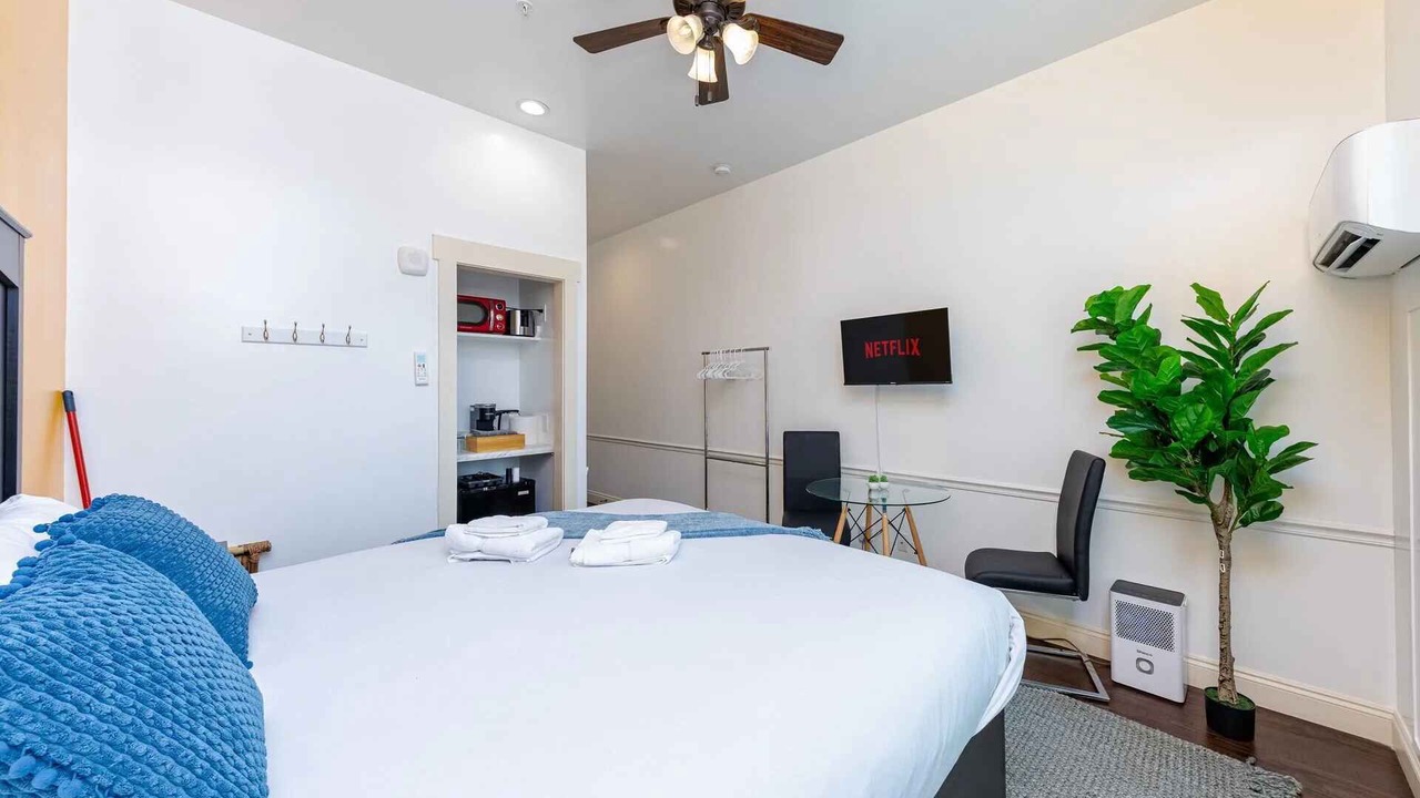 Photo of Bedroom in Dune Allen Beach
