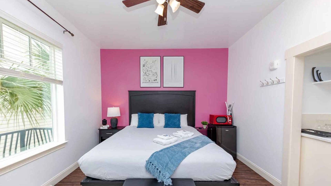 Photo of Bedroom in Dune Allen Beach
