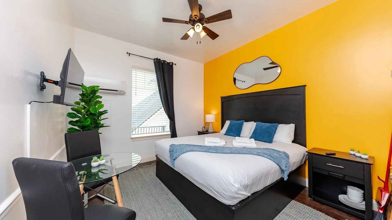 Photo of Bedroom in Dune Allen Beach