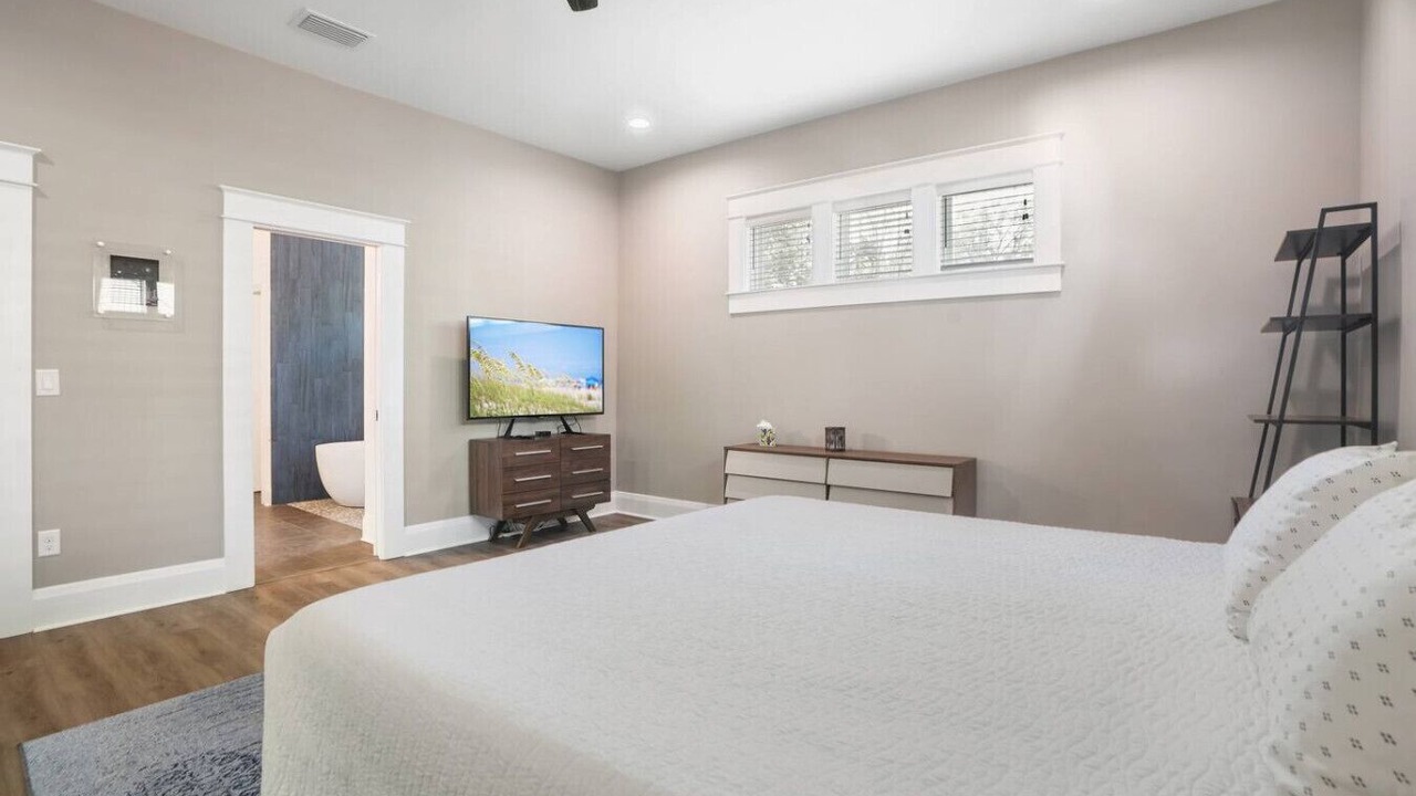 Photo of Bedroom in Old Seminole Heights