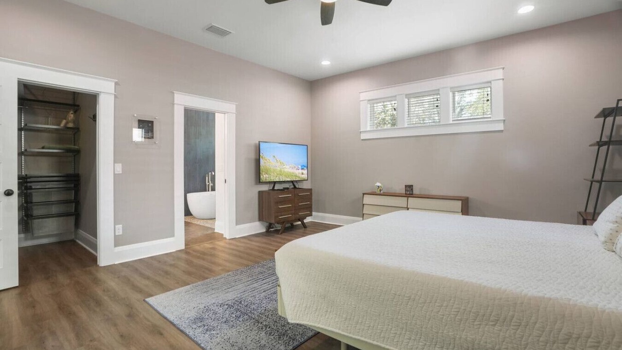 Photo of Bedroom in Old Seminole Heights