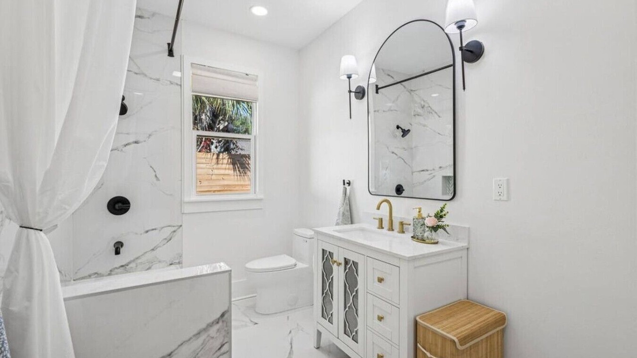 Photo of Bathroom in Downtown