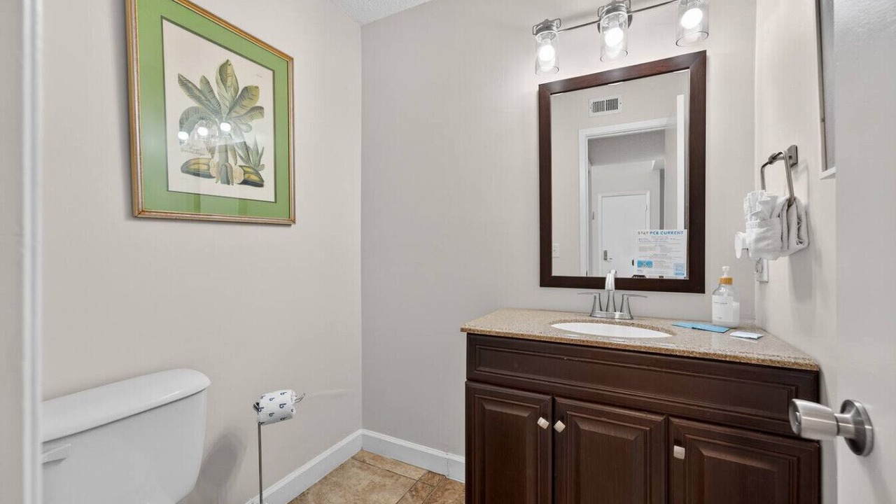 Photo of Bathroom in Holiday Beach