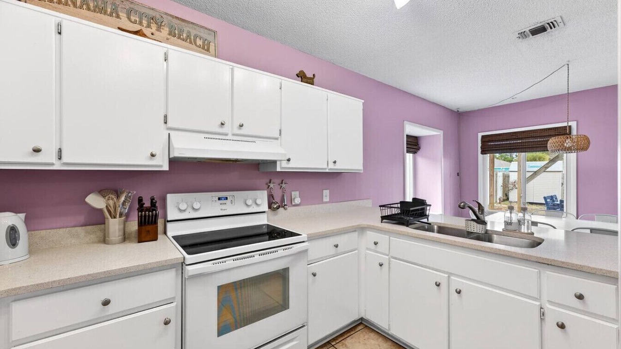 Photo of Kitchen in Holiday Beach