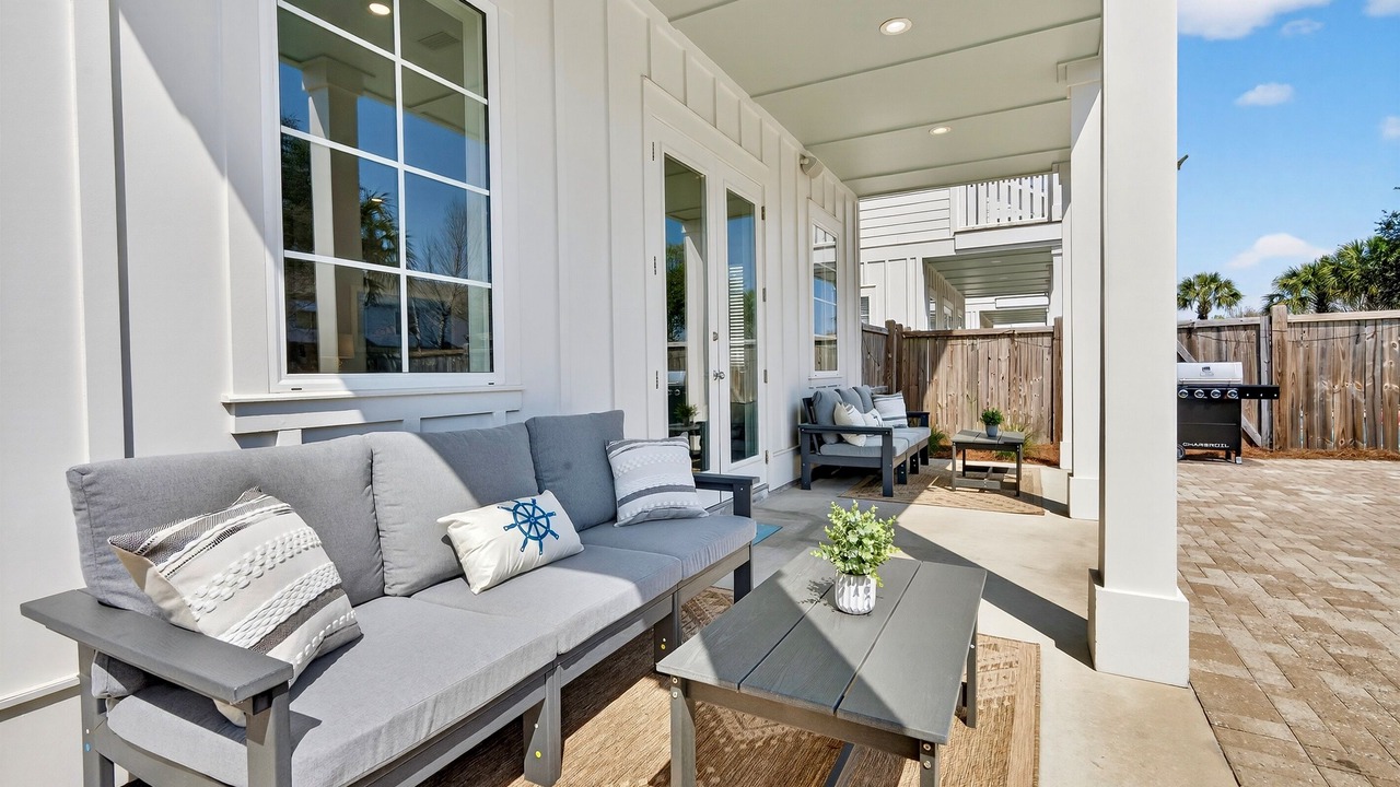 Photo of Outdoor in Miramar Beach