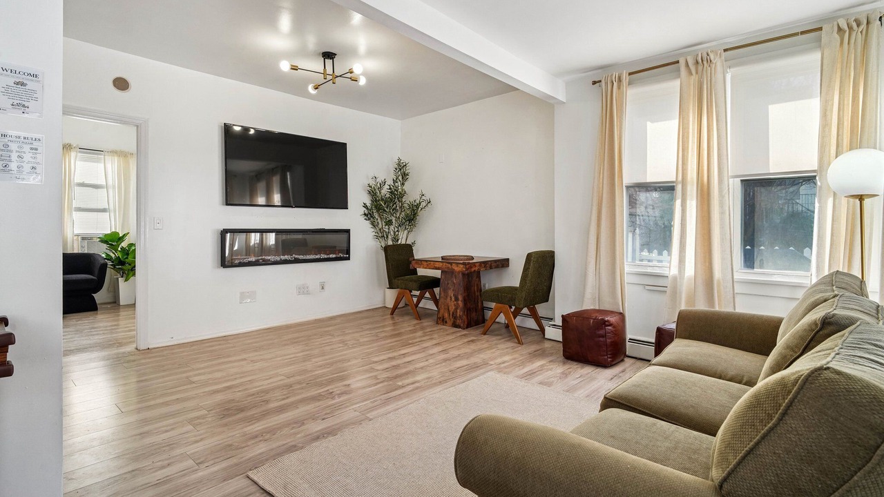 Photo of Livingroom in Prospect Park