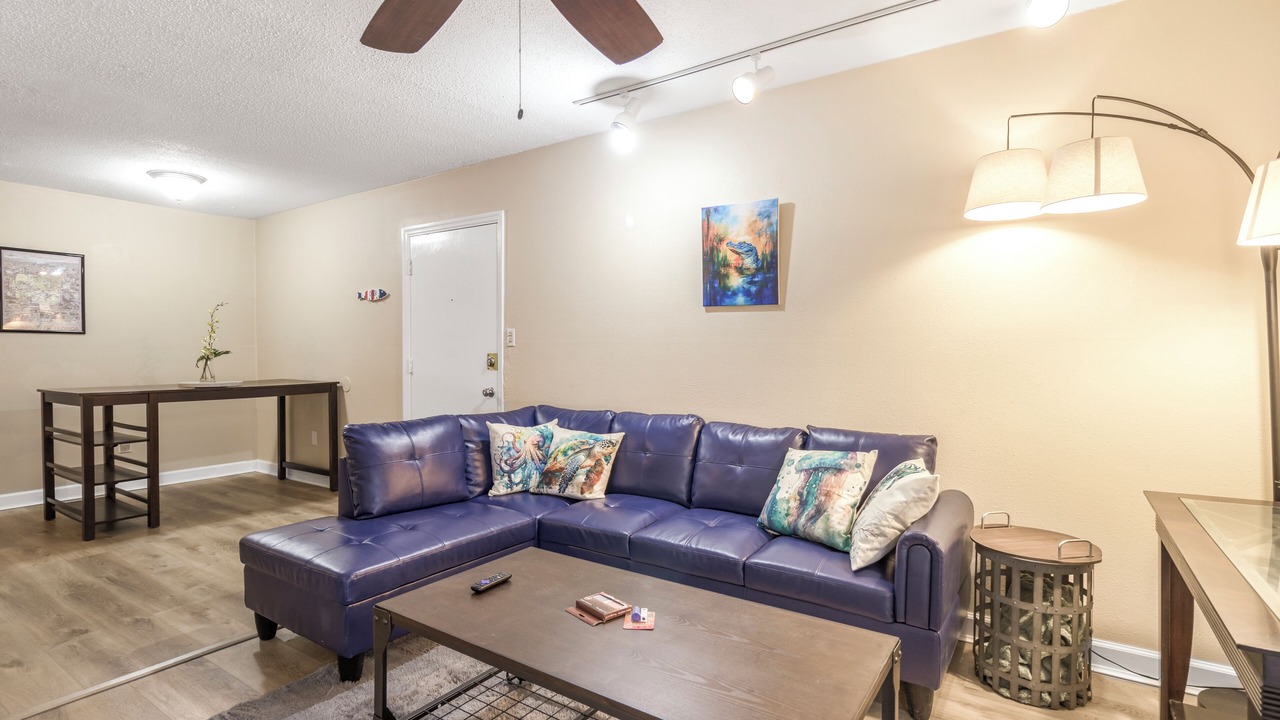 Photo of Livingroom in Gainesville