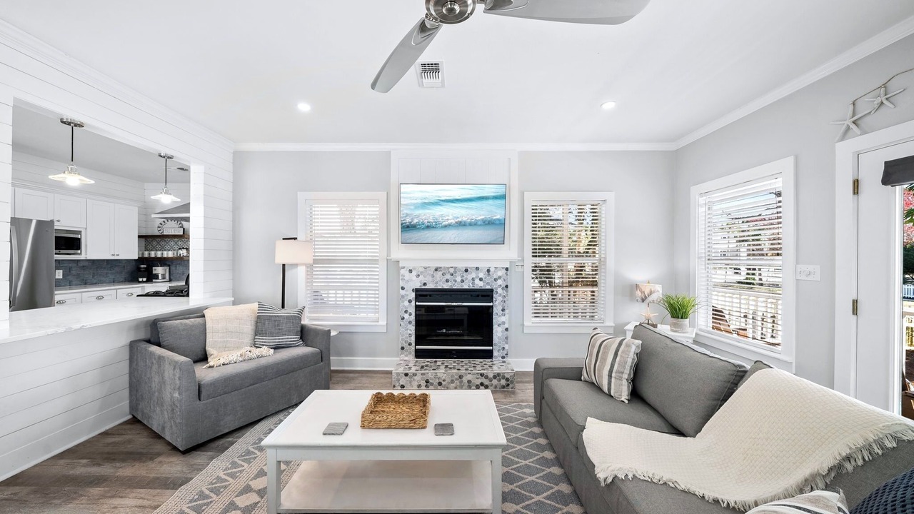 Photo of Livingroom in Crystal Beach