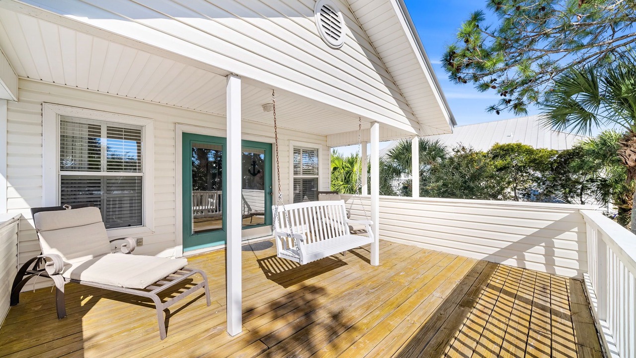 Photo of Patio Balcony in Crystal Beach
