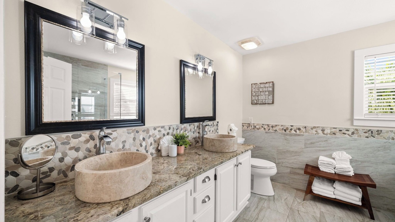 Photo of Bathroom in Crystal Beach