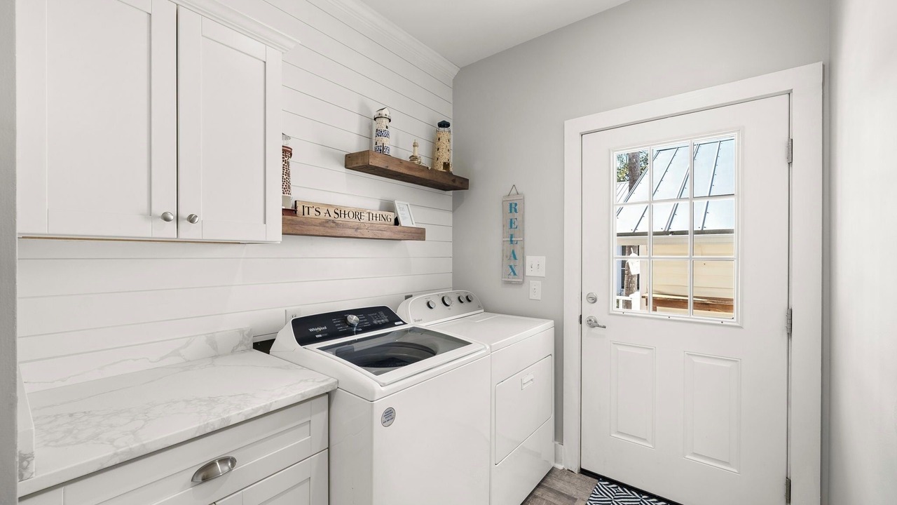 Photo of Bedroom in Crystal Beach