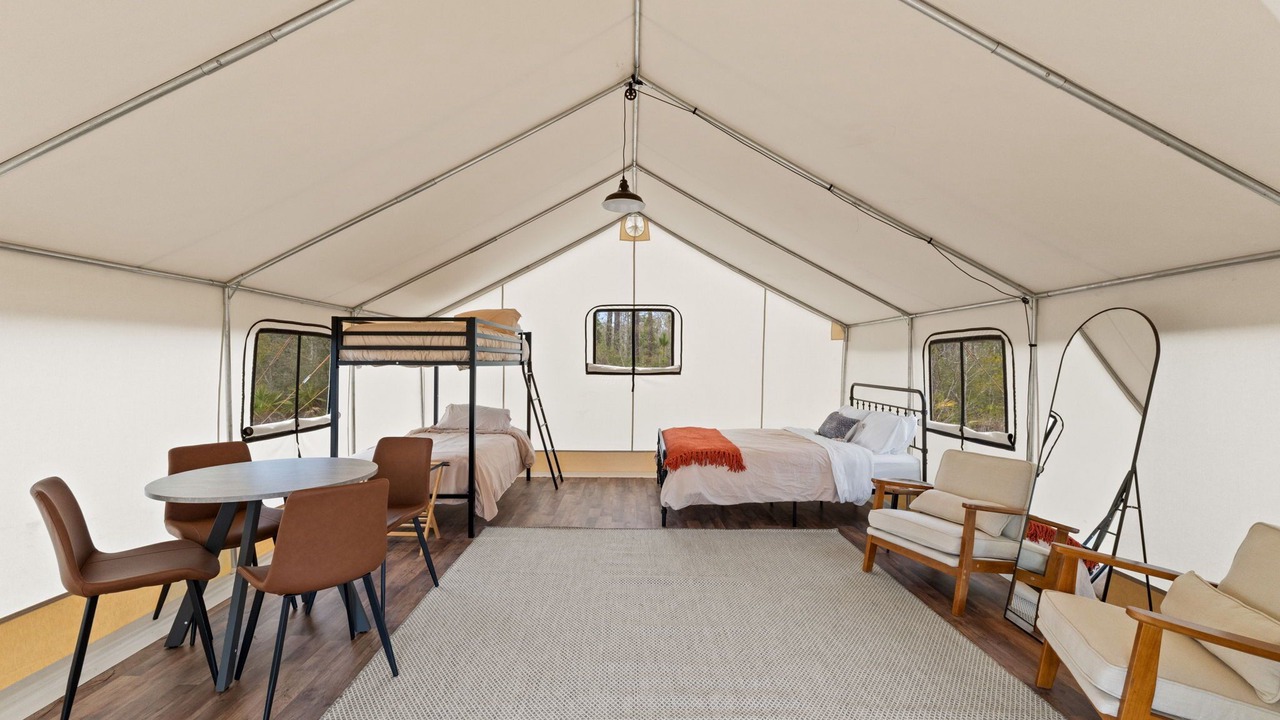 Photo of Bedroom in Wewahitchka