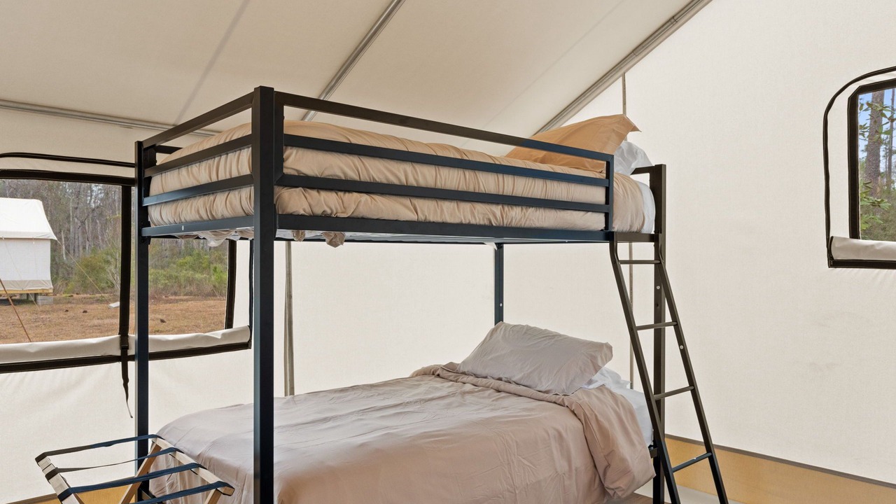 Photo of Bedroom in Wewahitchka