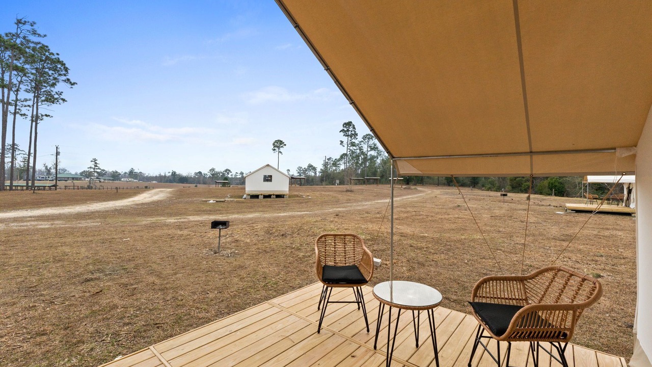 Photo of Patio Balcony in Wewahitchka