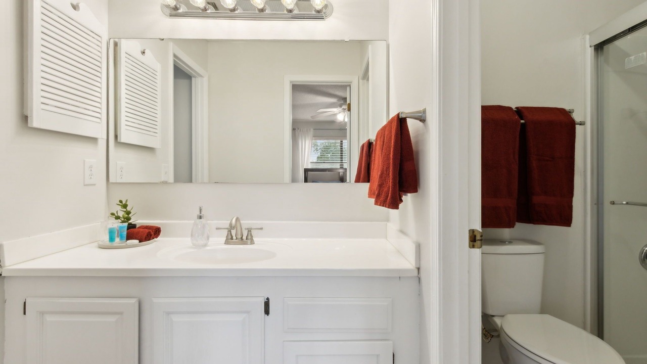 Photo of Bathroom in Sunbeam