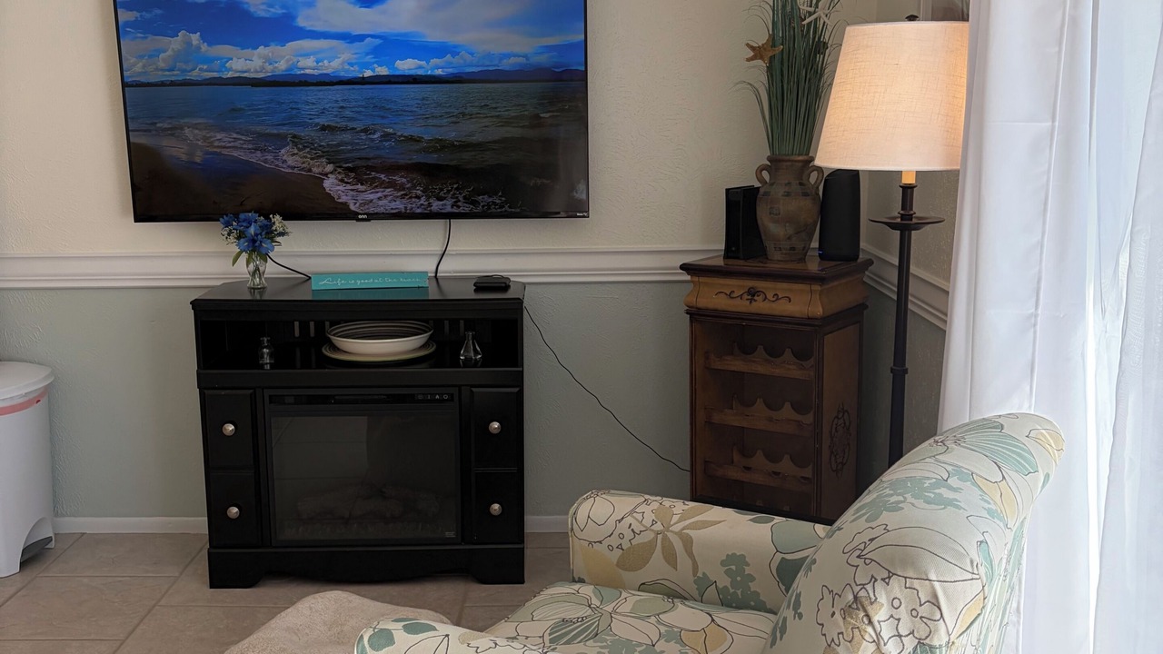 Photo of Livingroom in Bayview