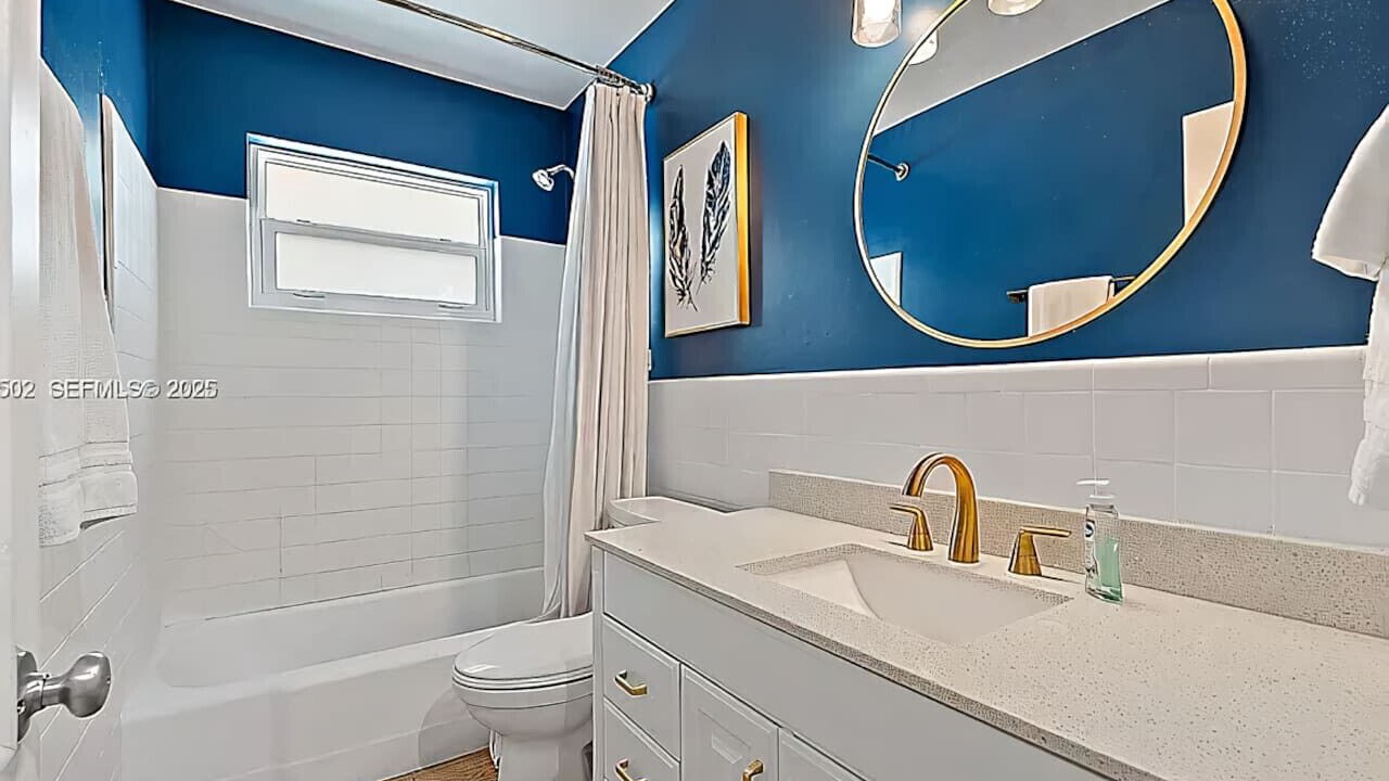 Photo of Bathroom in Tequesta