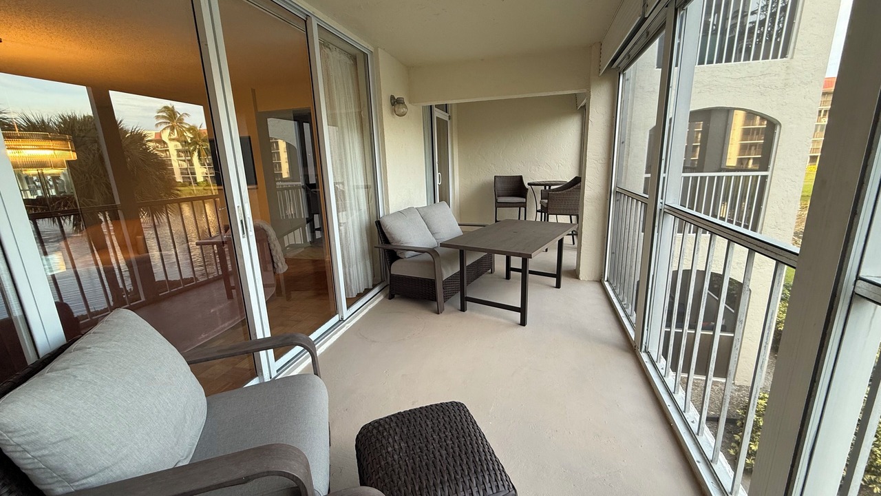 Photo of Patio Balcony in Hypoluxo