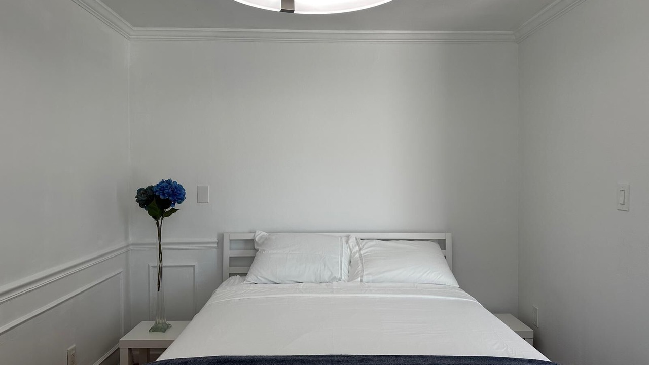 Photo of Bedroom in Bearss Plaza