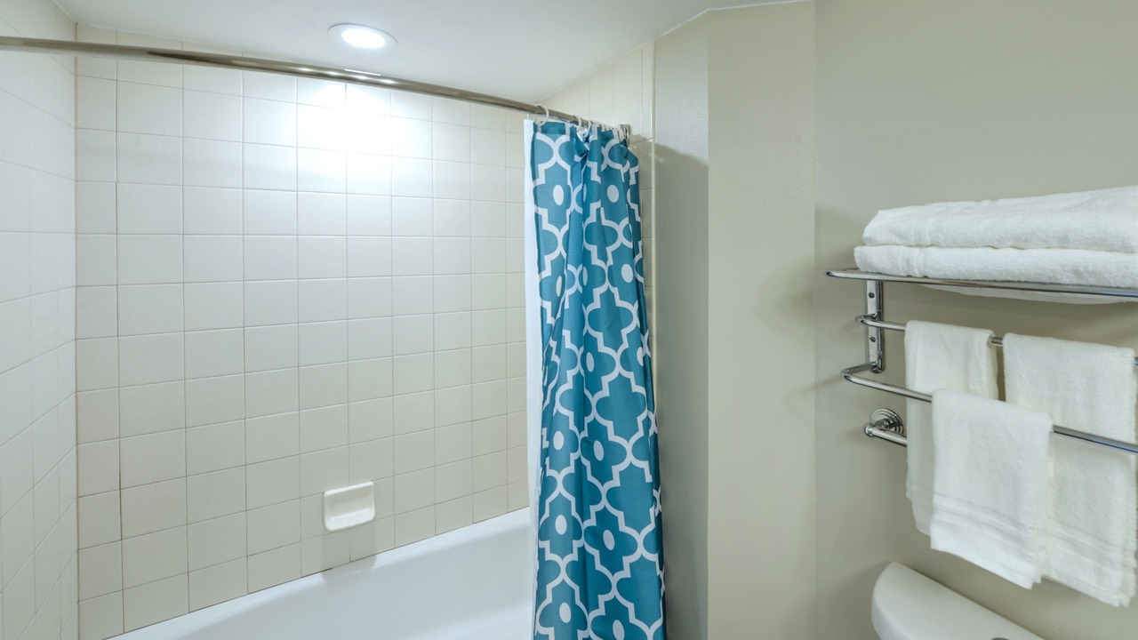 Photo of Bathroom in Ortona Park