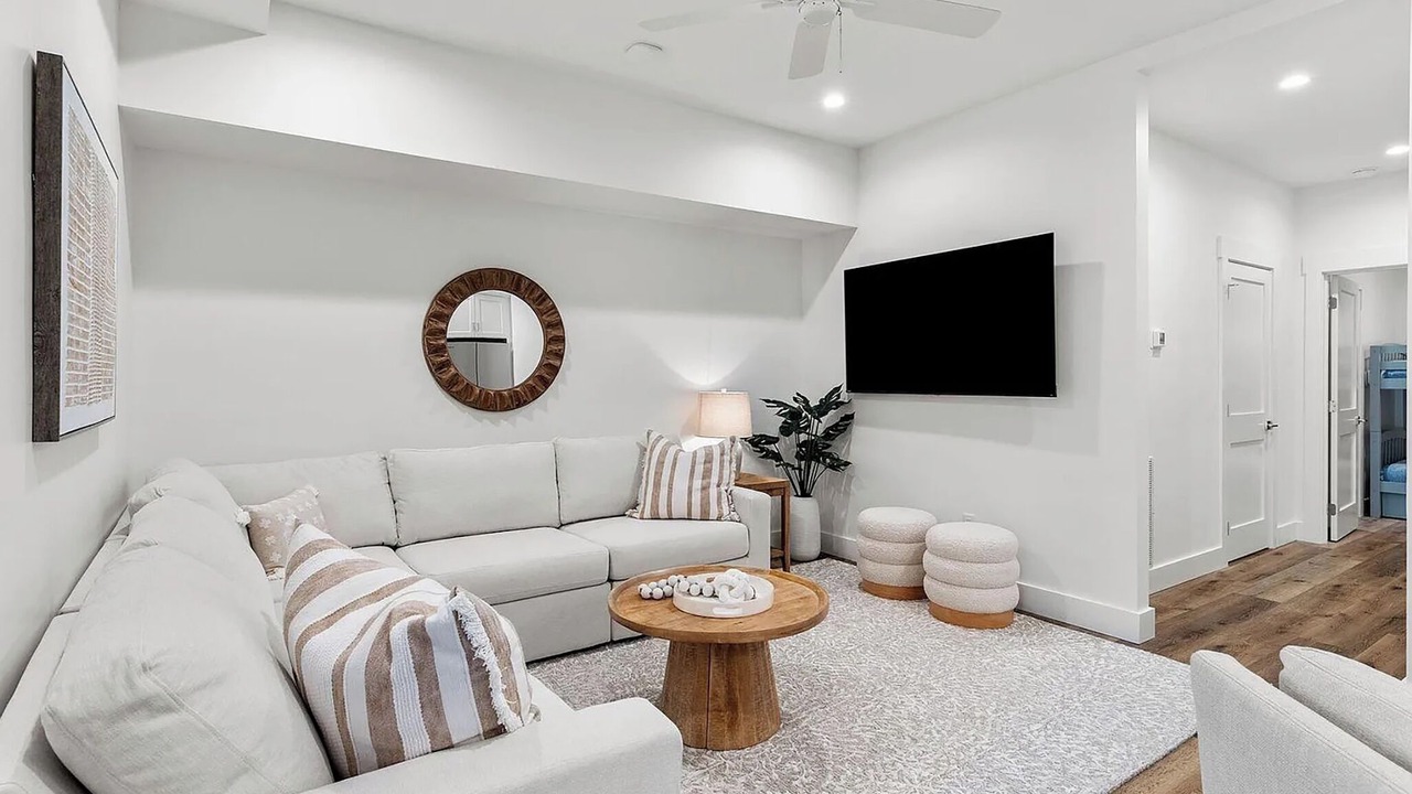 Photo of Livingroom in Gulfview Heights
