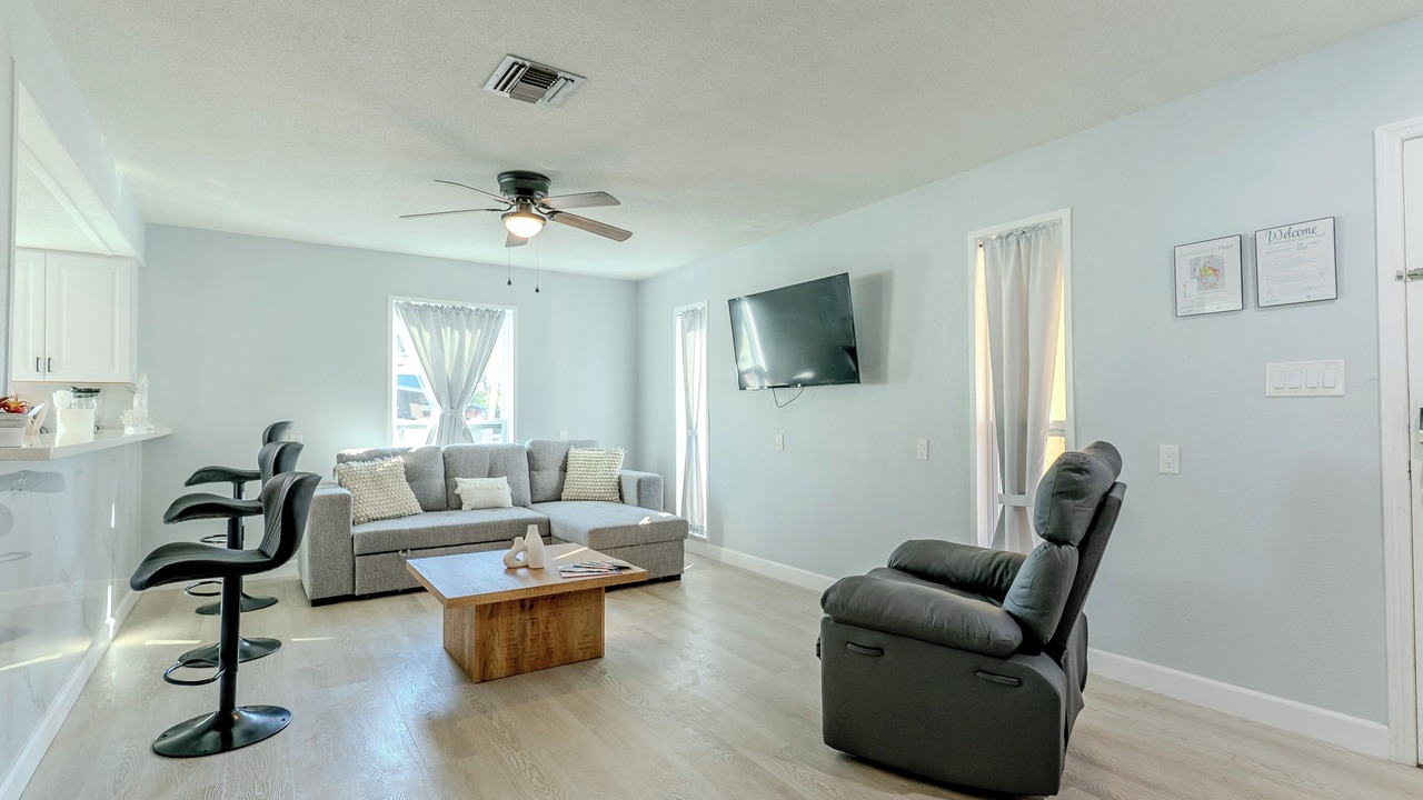 Photo of Livingroom in Indian Rocks Beach