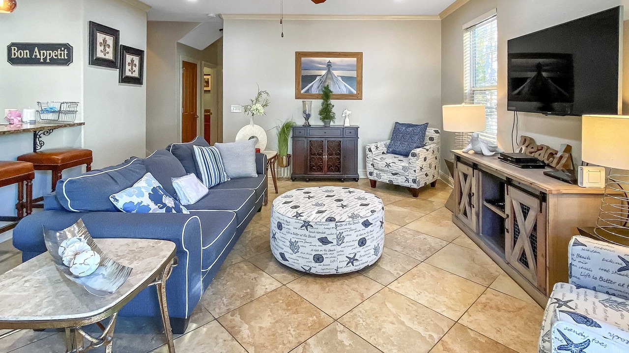 Photo of Livingroom in Villages of Crystal Beach