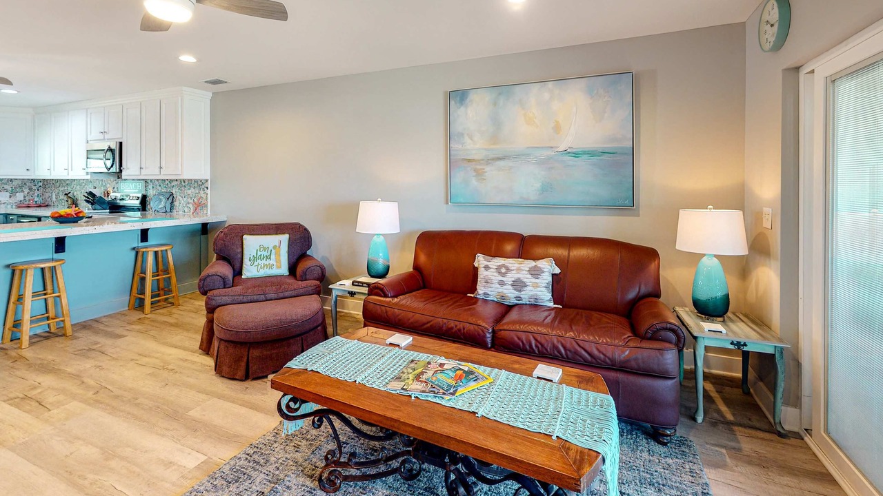 Photo of Livingroom in Mexico Beach