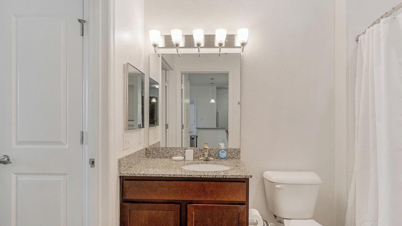 Photo of Bathroom in Apopka