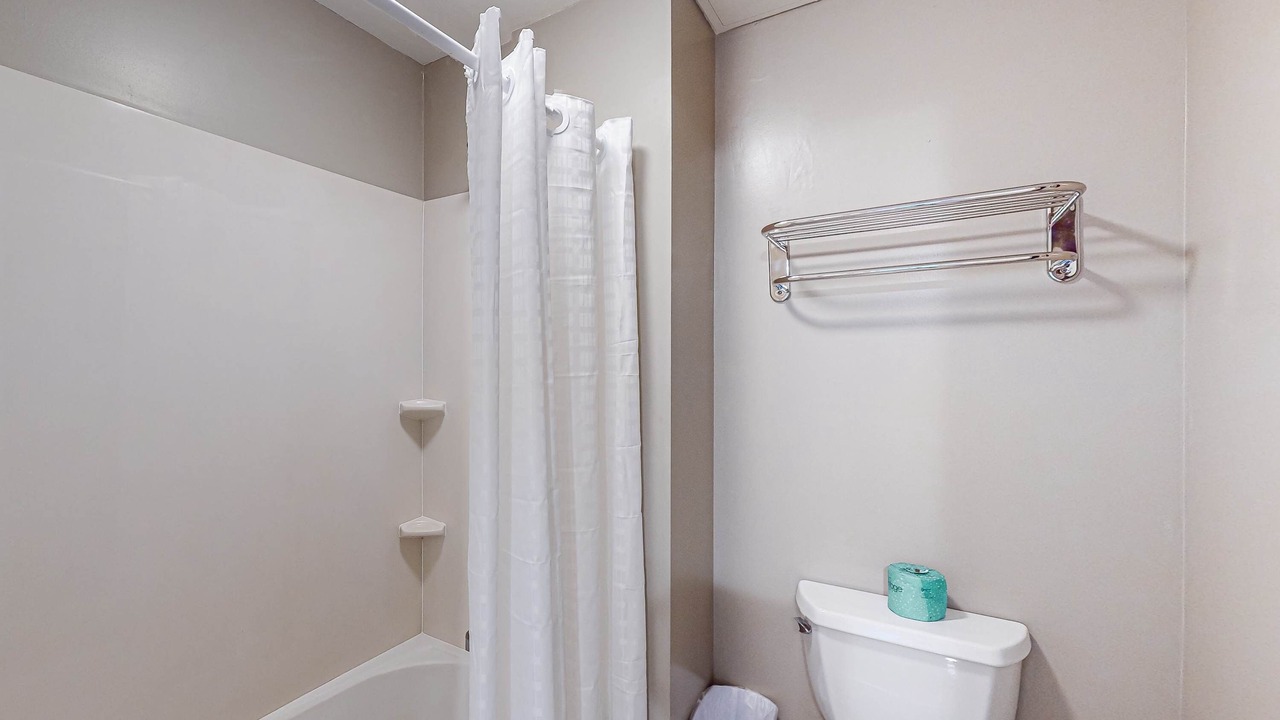 Photo of Bathroom in Sunnyside