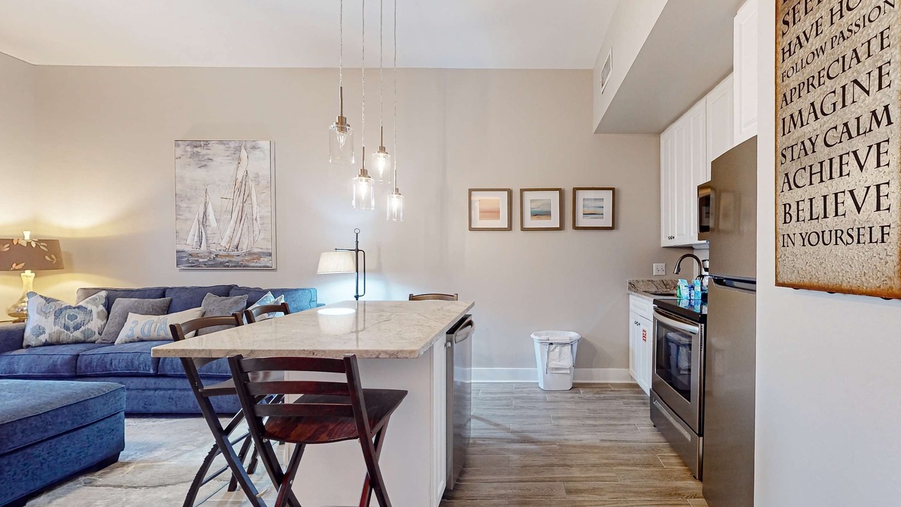 Photo of Livingroom in Gulf Place