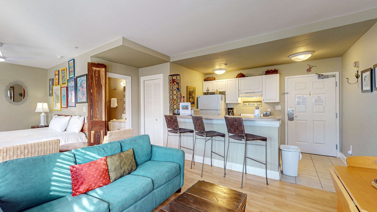 Photo of Livingroom in Gulf Place