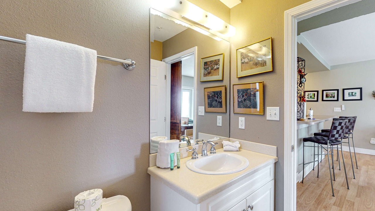 Photo of Bathroom in Gulf Place