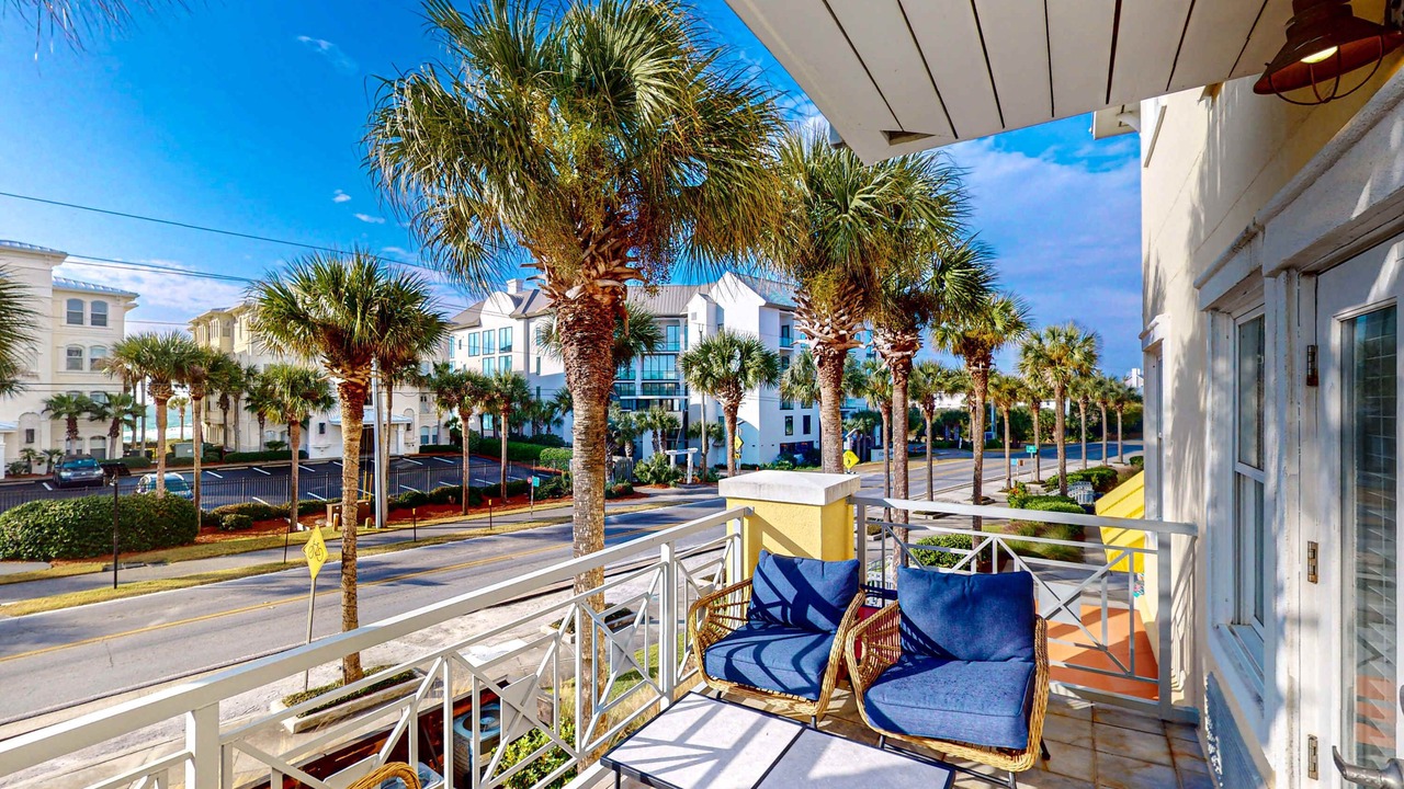 Photo of Patio Balcony in Gulf Place