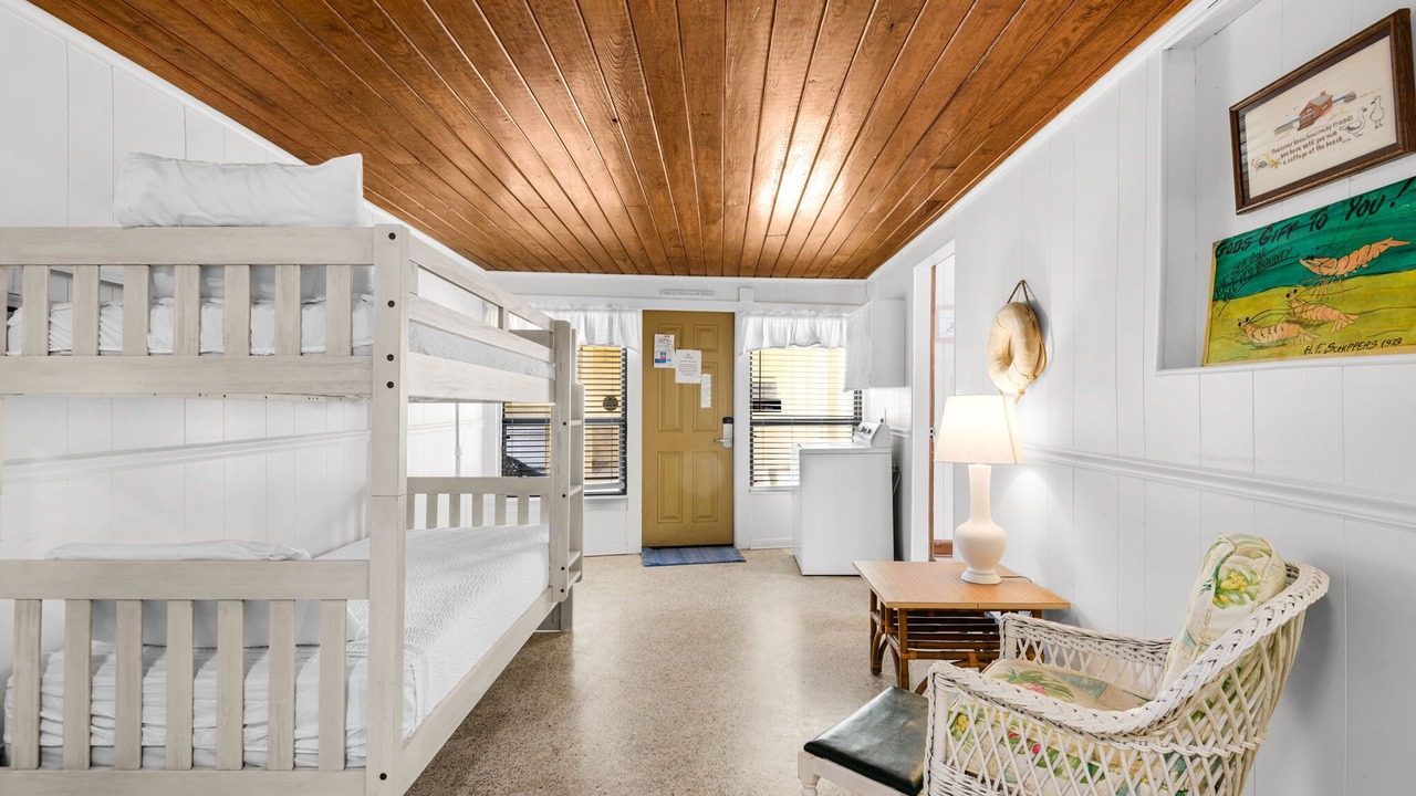 Photo of Bedroom in Bahama Beach