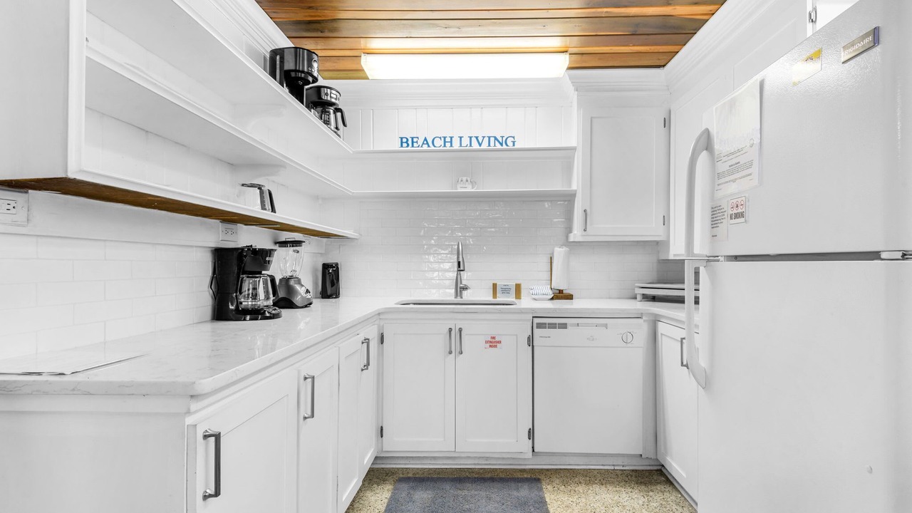Photo of Kitchen in Bahama Beach