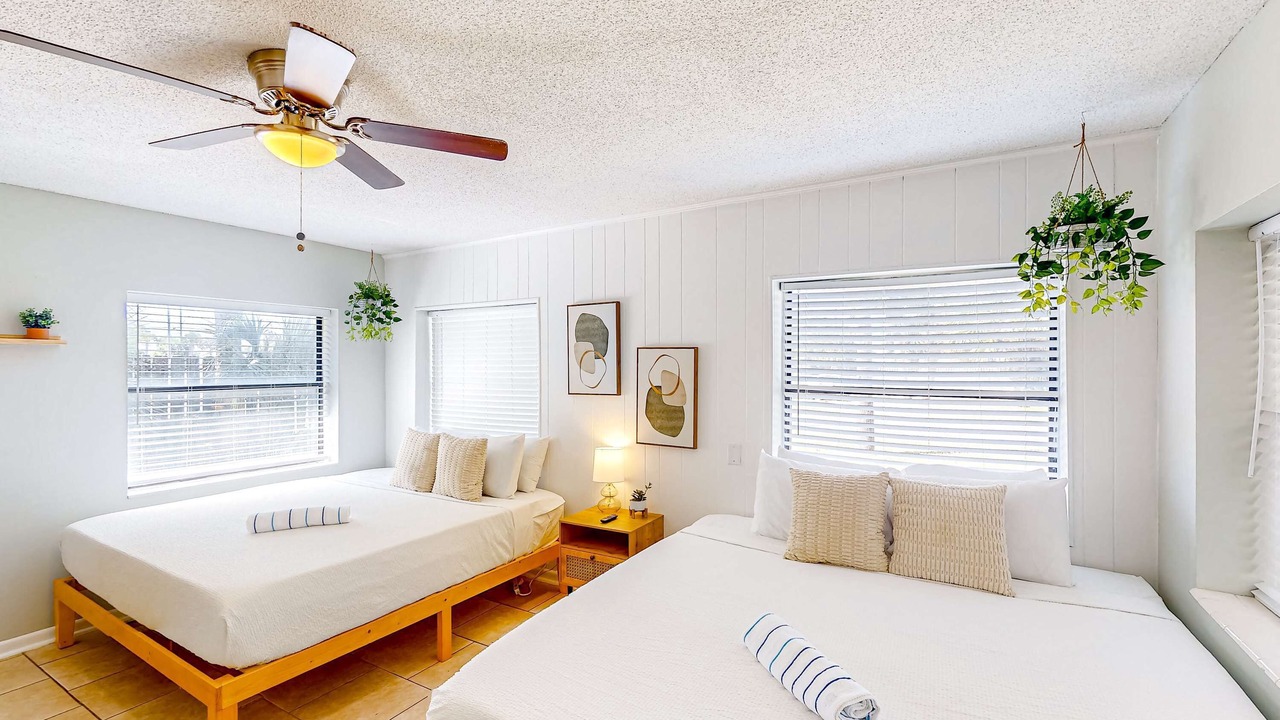 Photo of Bedroom in Bahama Beach