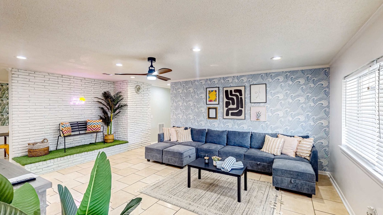 Photo of Livingroom in Bahama Beach
