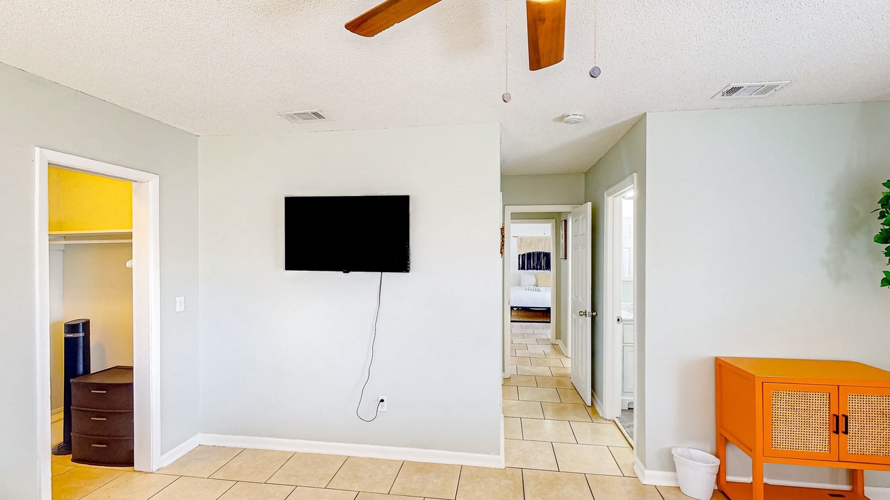 Photo of Bedroom in Bahama Beach