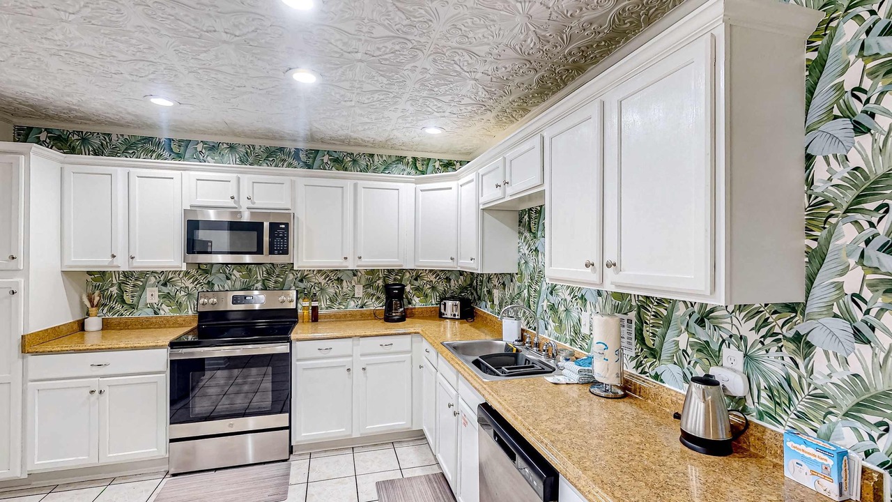 Photo of Kitchen in Bahama Beach