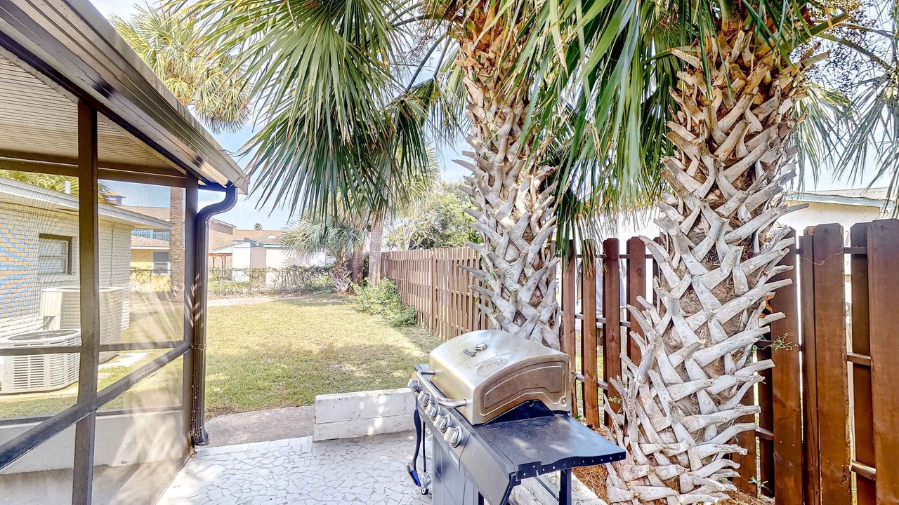 Photo of Patio Balcony in Bahama Beach