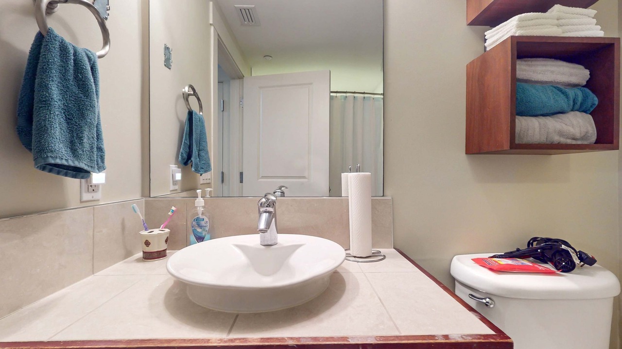 Photo of Bathroom in Baytowne Wharf
