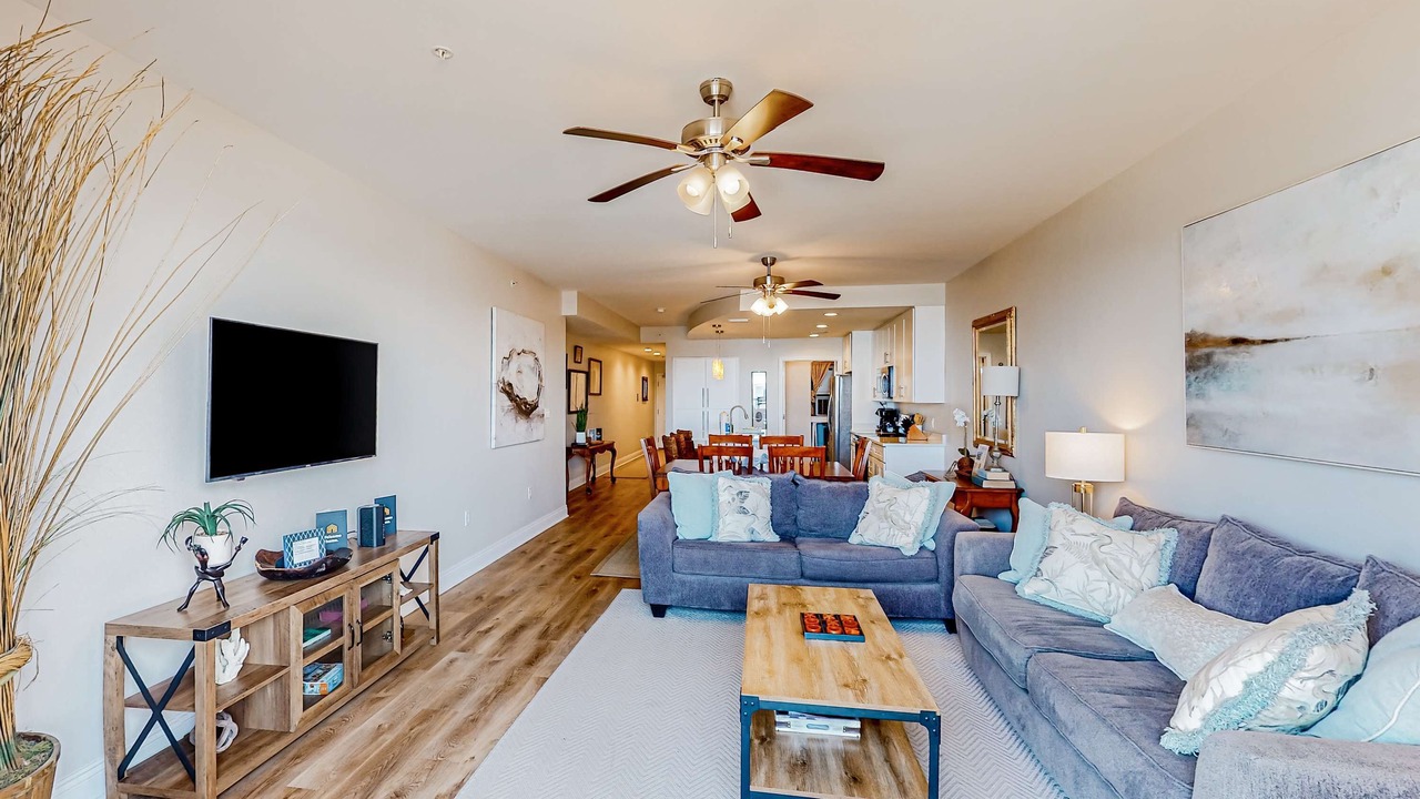 Photo of Livingroom in Mexico Beach