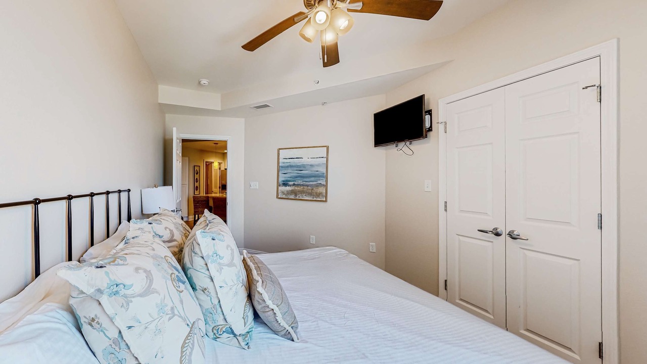 Photo of Bedroom in Mexico Beach